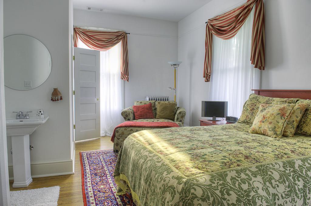 The Jackie O' House Bed And Breakfast Columbus Oda fotoğraf